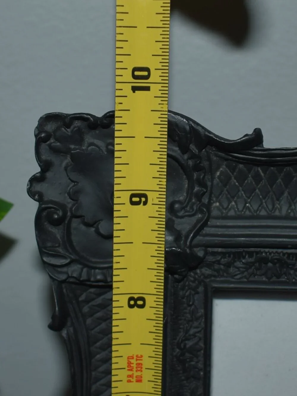 Black Ornate Gothic Glam Resin Picture Frame Halloween Decor
